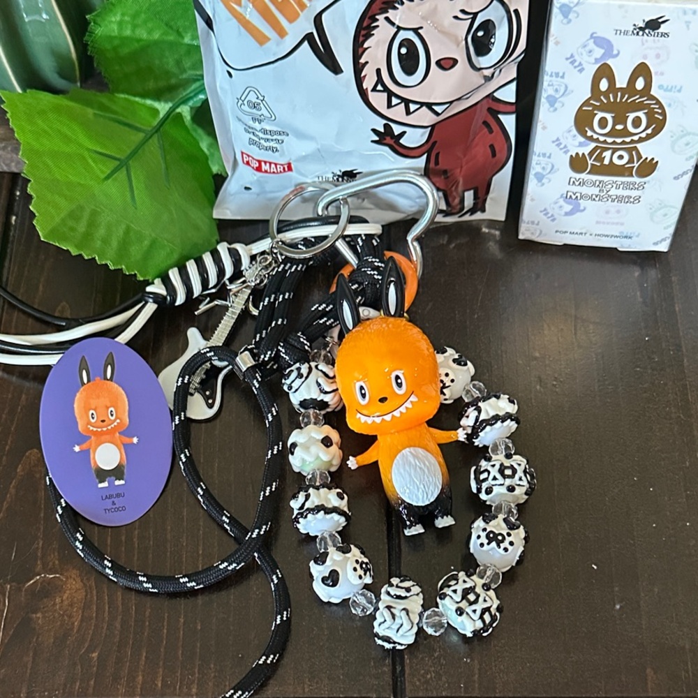 THE MONSTERS 10th Anniversary Series Figures keychain TYCOCO